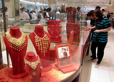北京黃金飾品銷量激增30%，5月旺季菜百等金店銷售火爆
